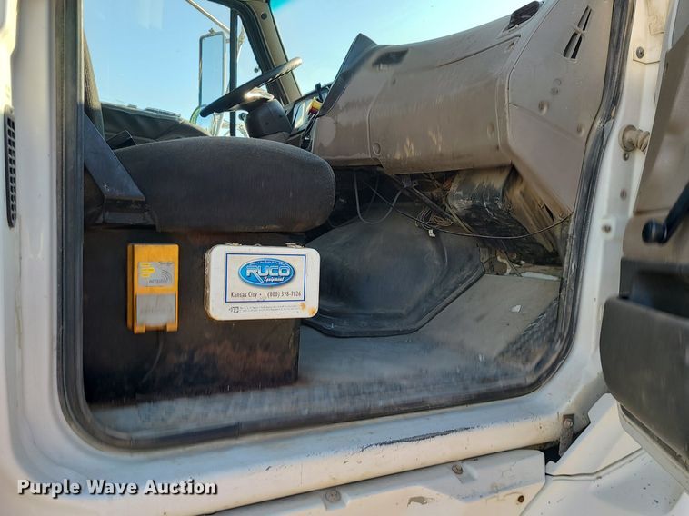 image for item MG9701 2005 Sterling L-Line  dump truck