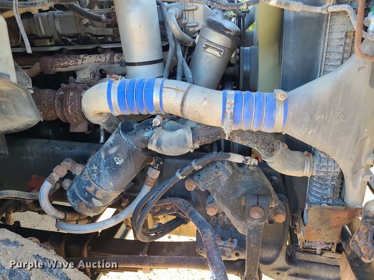 image for item MG9701 2005 Sterling L-Line  dump truck