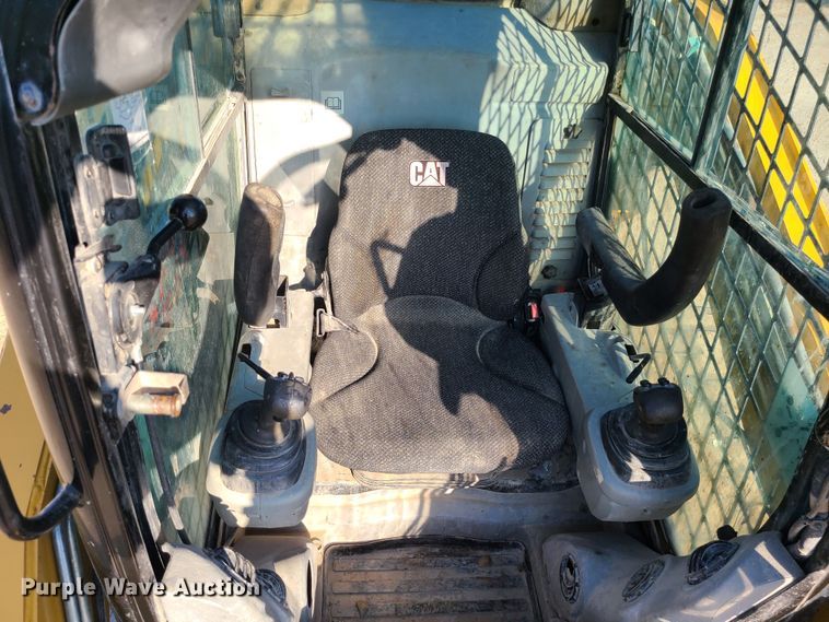 image for item MG9702 2013 Caterpillar 289C2  tracked skid steer loader