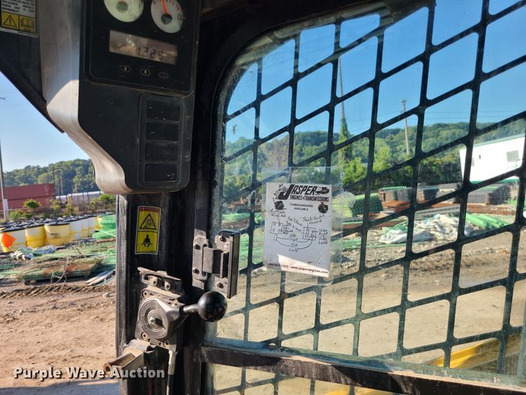 image for item MG9702 2013 Caterpillar 289C2  tracked skid steer loader