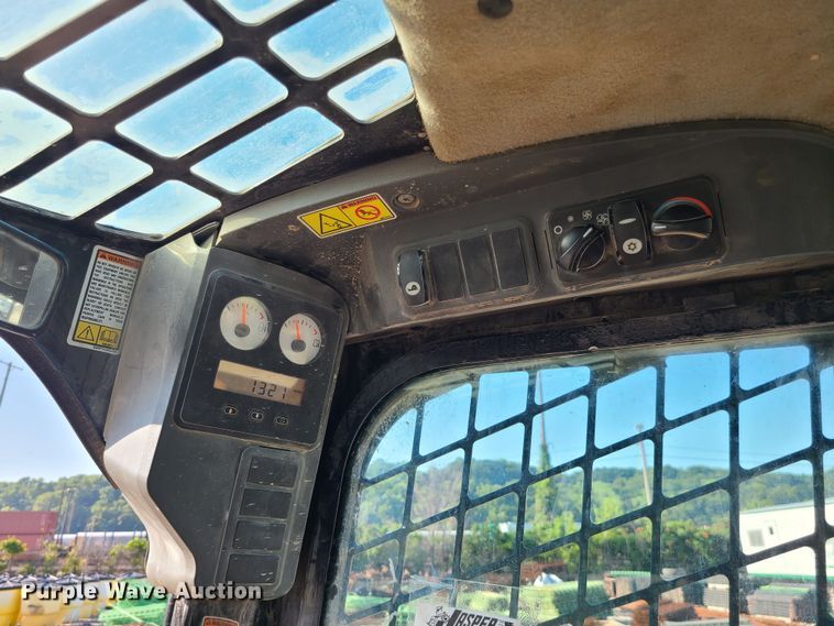 image for item MG9702 2013 Caterpillar 289C2  tracked skid steer loader