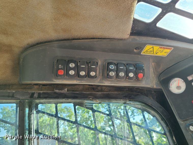 image for item MG9702 2013 Caterpillar 289C2  tracked skid steer loader