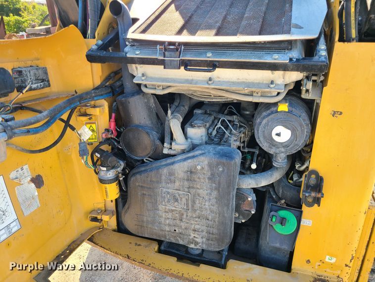 image for item MG9702 2013 Caterpillar 289C2  tracked skid steer loader