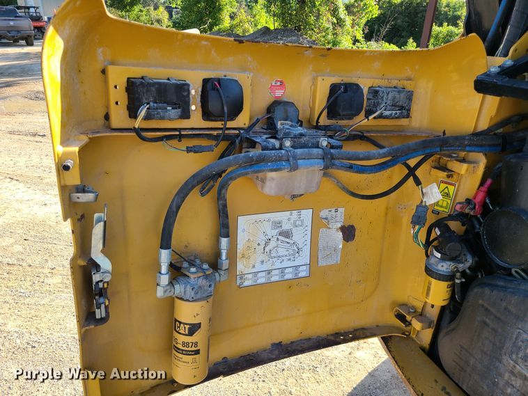 image for item MG9702 2013 Caterpillar 289C2  tracked skid steer loader