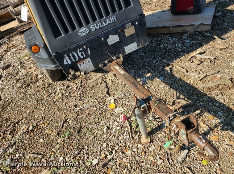 image for item MG9704 Sullair 185CA  air compressor