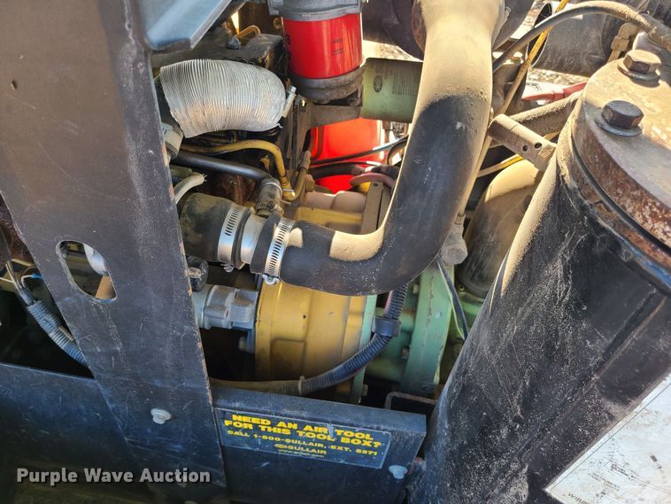 image for item MG9704 Sullair 185CA  air compressor