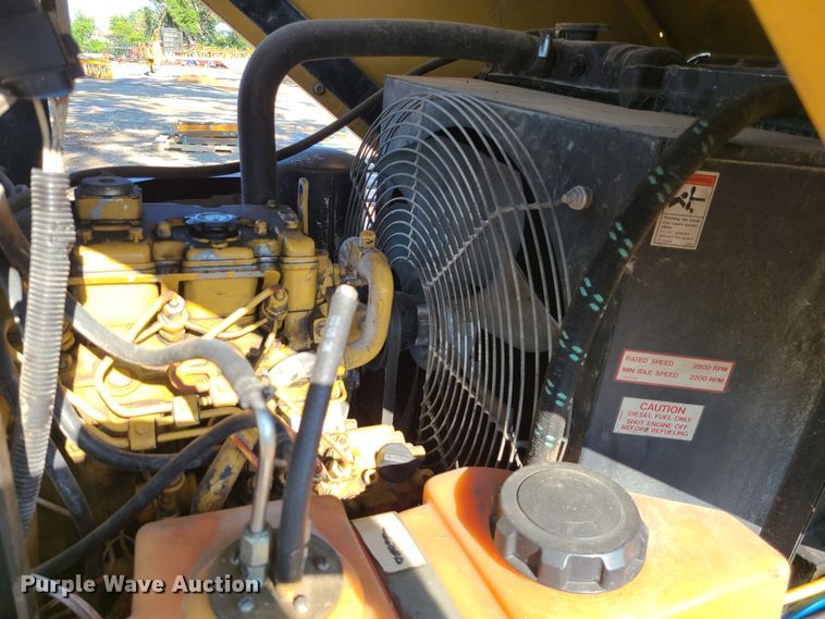 image for item MG9704 Sullair 185CA  air compressor