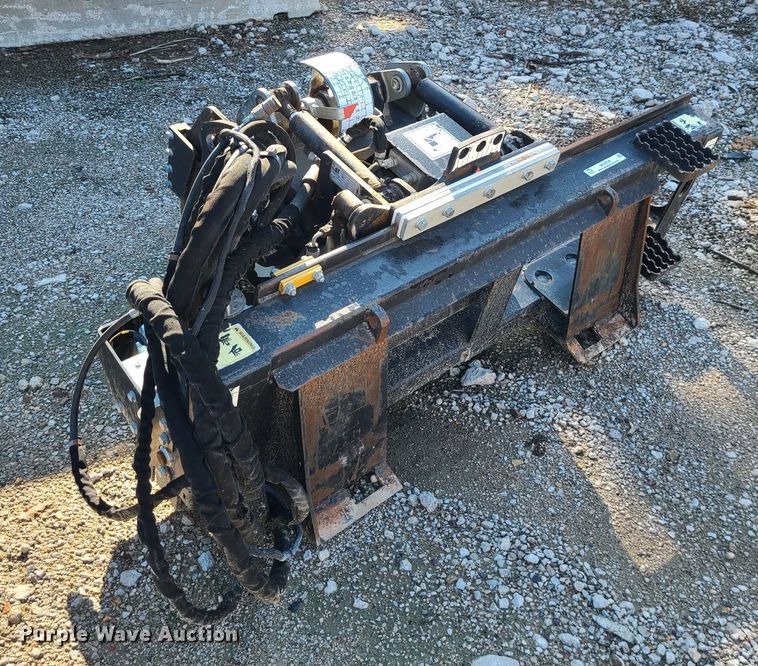 image for item MG9706 2009 Caterpillar PC205  skid steer cold planer