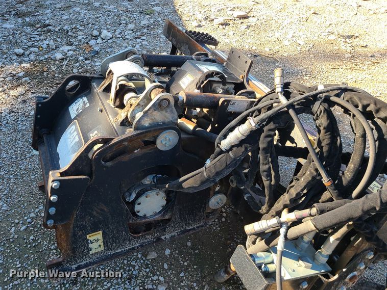 image for item MG9706 2009 Caterpillar PC205  skid steer cold planer