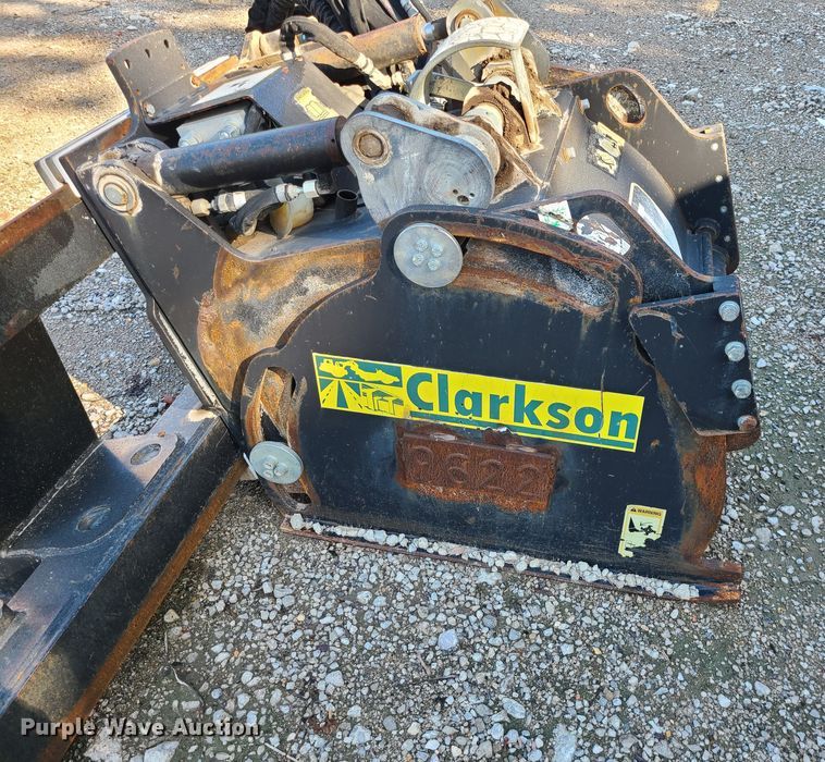 image for item MG9706 2009 Caterpillar PC205  skid steer cold planer