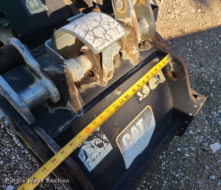 image for item MG9706 2009 Caterpillar PC205  skid steer cold planer