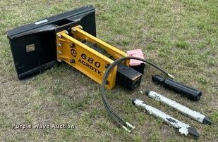 image for item ML9046 2023 Agrotk SSHH680  skid steer breaker