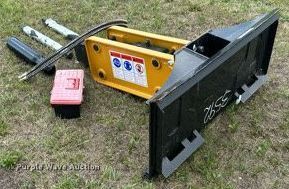 image for item ML9046 2023 Agrotk SSHH680  skid steer breaker