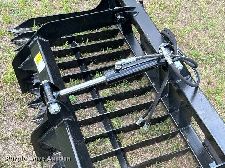 image for item ML9053 Skid steer grapple bucket