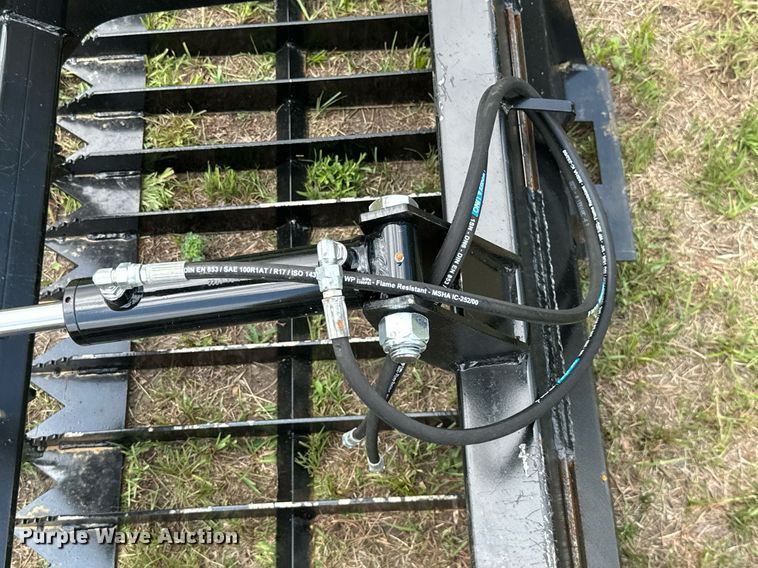 image for item ML9053 Skid steer grapple bucket