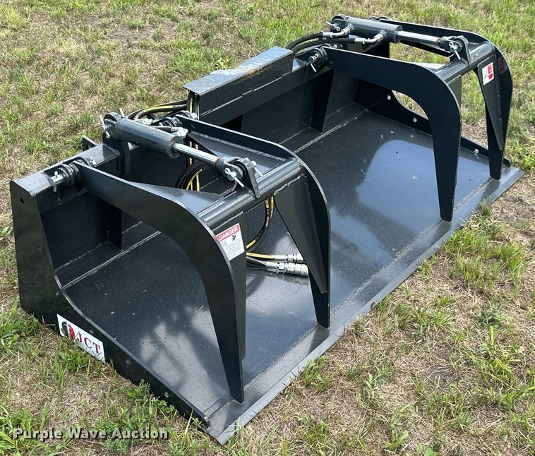 image for item ML9058 Skid steer grapple bucket