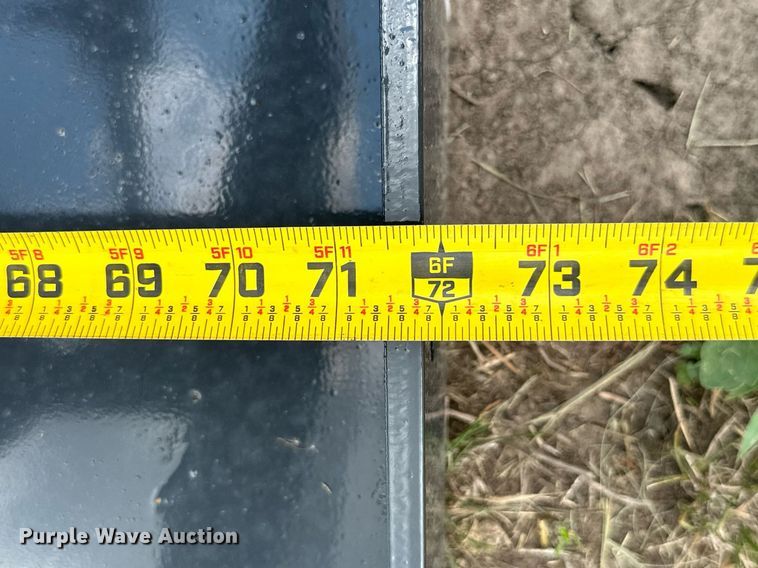 image for item ML9058 Skid steer grapple bucket