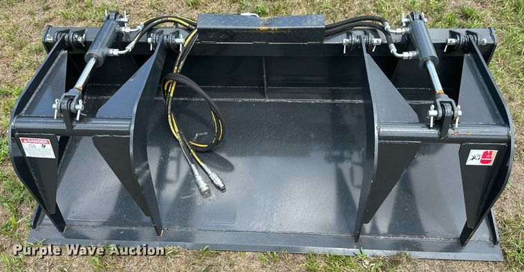 image for item ML9058 Skid steer grapple bucket