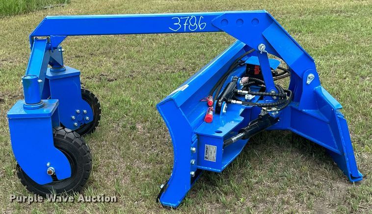 image for item ML9060 2023 TopCat SSSG72  skid steer grader