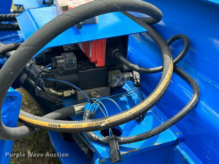 image for item ML9060 2023 TopCat SSSG72  skid steer grader