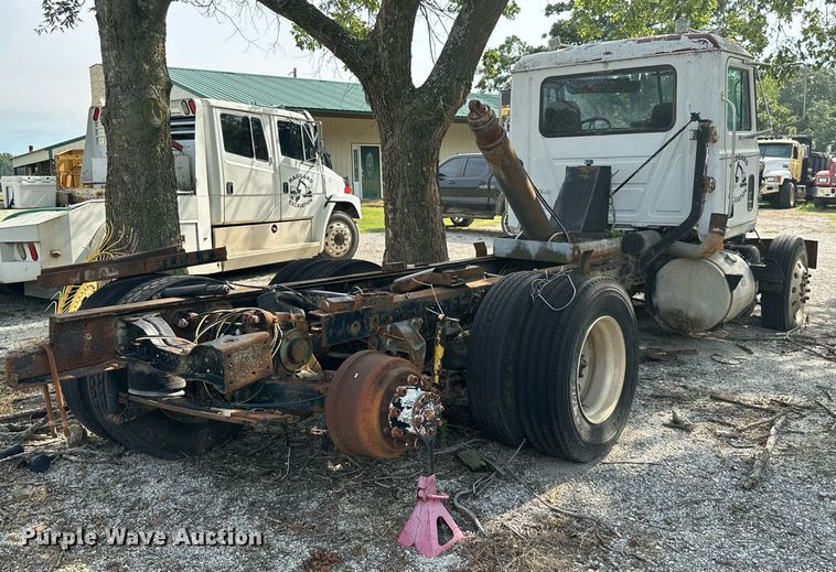 image for item ML9065 1998 Mack CH613  dump truck