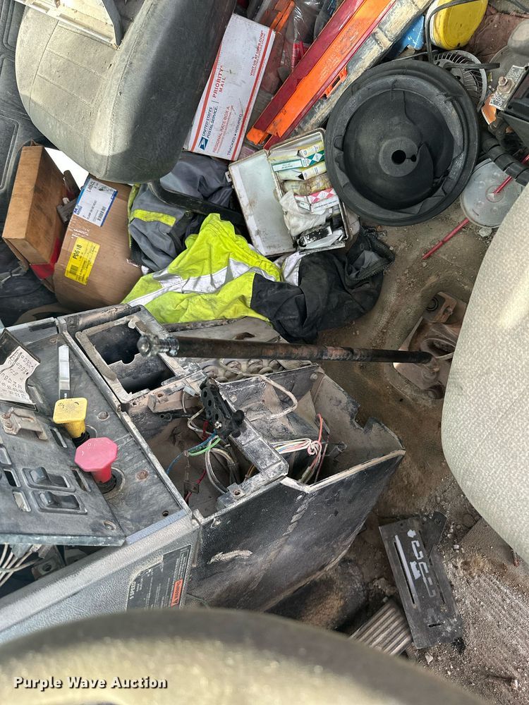 image for item ML9065 1998 Mack CH613  dump truck