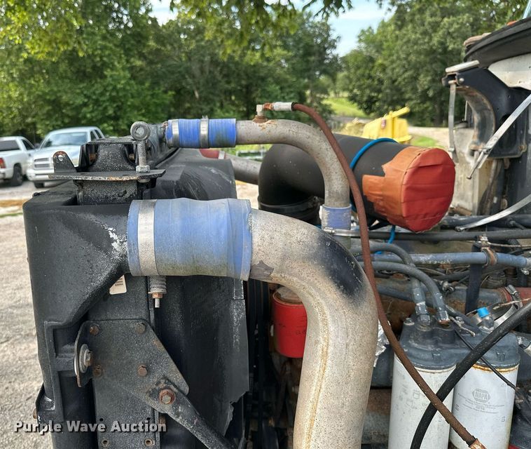 image for item ML9065 1998 Mack CH613  dump truck