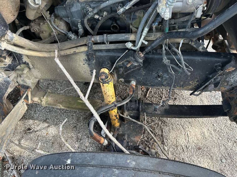 image for item ML9065 1998 Mack CH613  dump truck