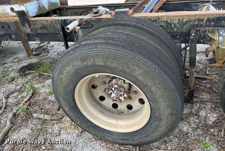 image for item ML9065 1998 Mack CH613  dump truck