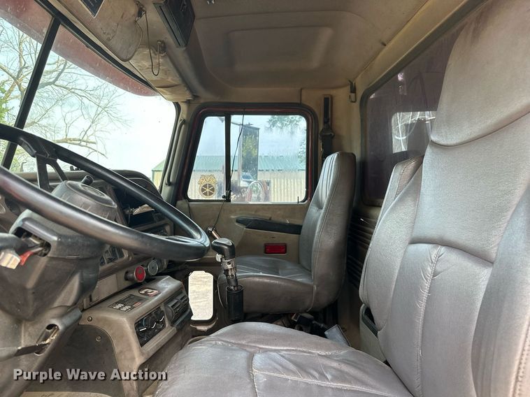 image for item ML9066 2002 Mack CH60  dump truck