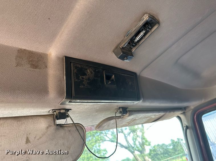 image for item ML9066 2002 Mack CH60  dump truck