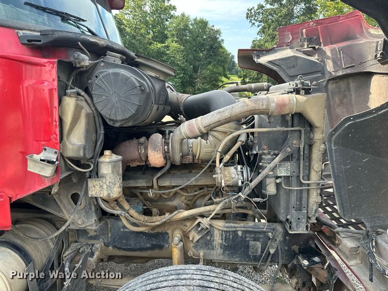 image for item ML9066 2002 Mack CH60  dump truck