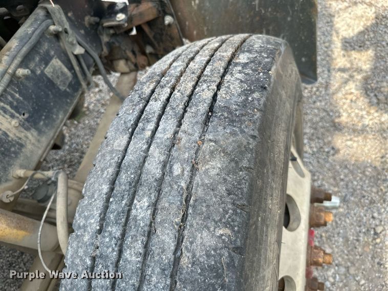 image for item ML9066 2002 Mack CH60  dump truck