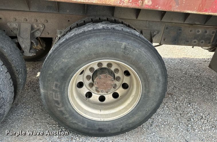 image for item ML9066 2002 Mack CH60  dump truck