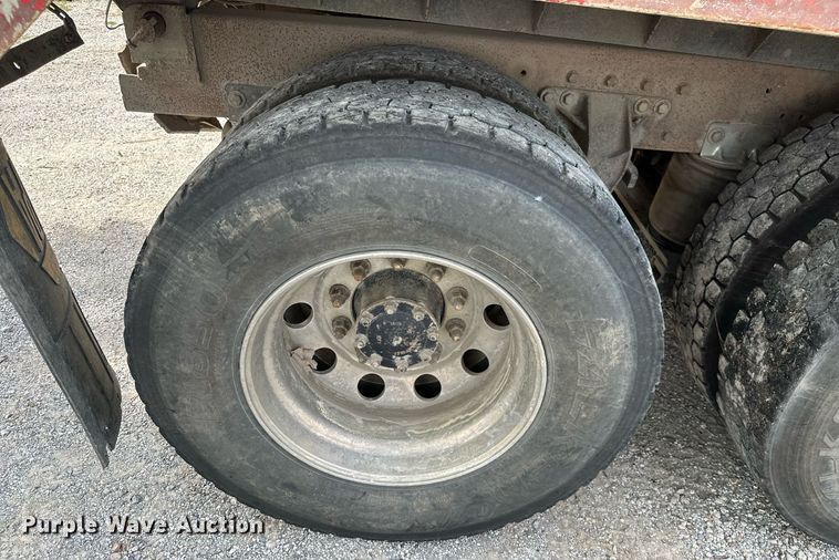 image for item ML9066 2002 Mack CH60  dump truck