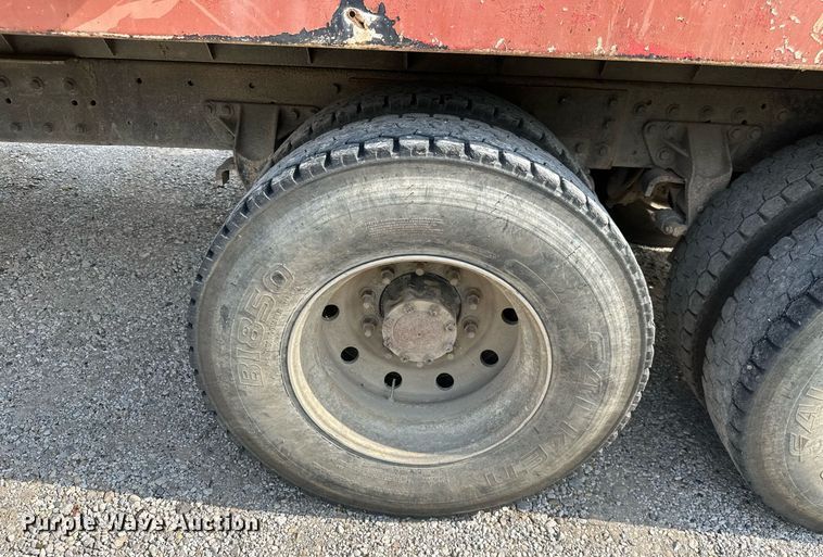 image for item ML9066 2002 Mack CH60  dump truck