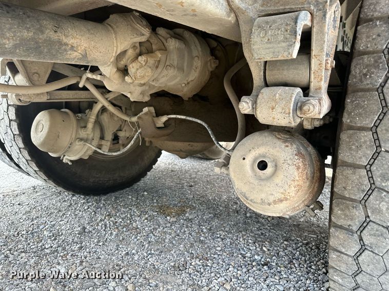 image for item ML9066 2002 Mack CH60  dump truck