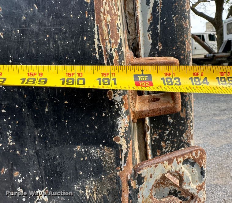 image for item ML9067 1998 Mack CH613  dump truck