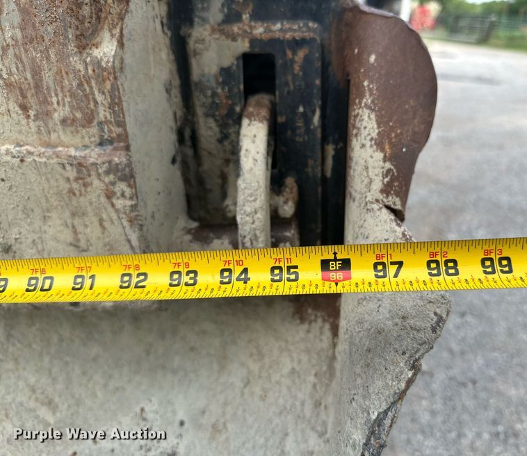 image for item ML9067 1998 Mack CH613  dump truck