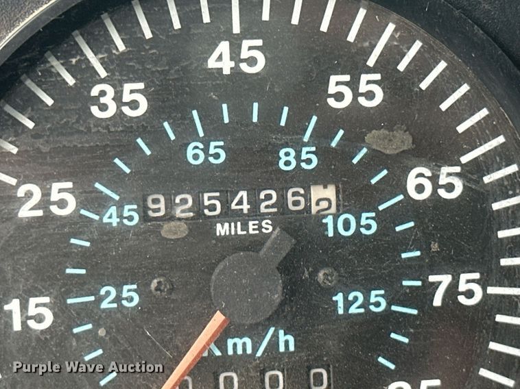 image for item ML9067 1998 Mack CH613  dump truck