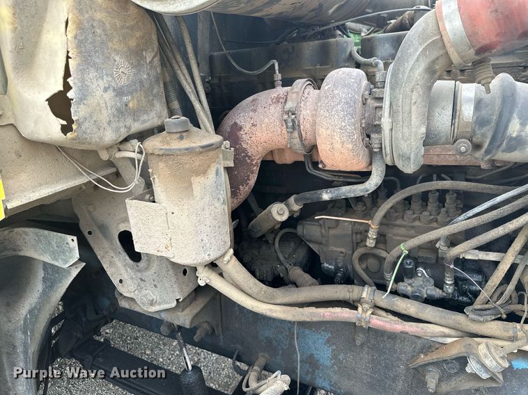 image for item ML9067 1998 Mack CH613  dump truck