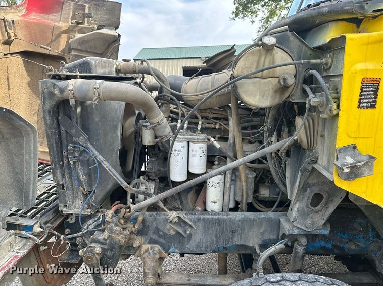 image for item ML9067 1998 Mack CH613  dump truck