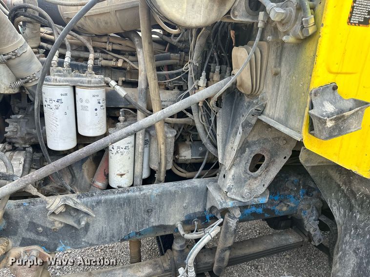 image for item ML9067 1998 Mack CH613  dump truck