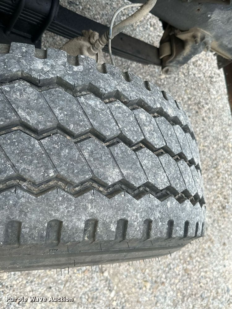 image for item ML9067 1998 Mack CH613  dump truck