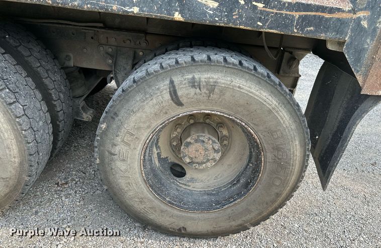 image for item ML9067 1998 Mack CH613  dump truck