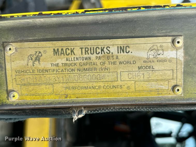 image for item ML9067 1998 Mack CH613  dump truck