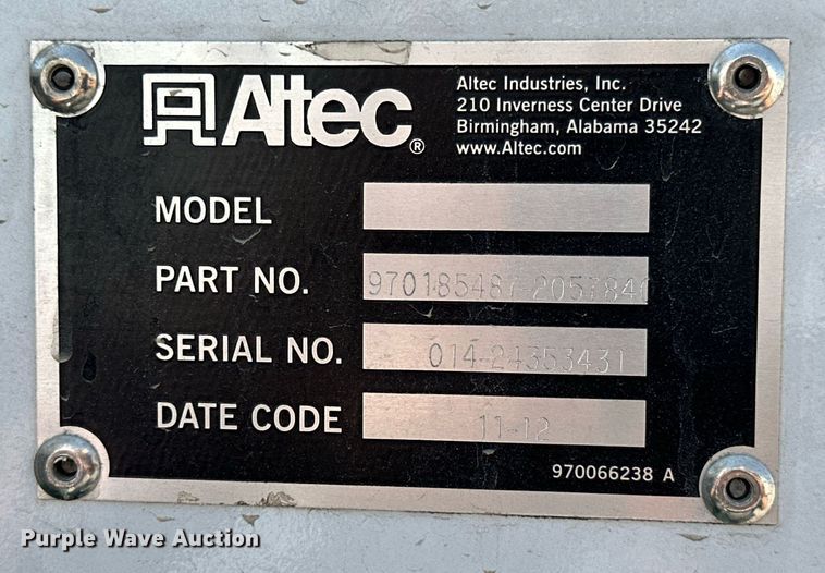 image for item ML9084 2013 International WorkStar 7300  bucket truck