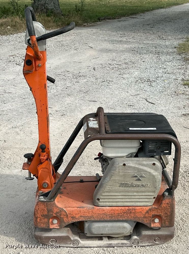 image for item ML9088 Mikasa  MVH-306GH plate compactor