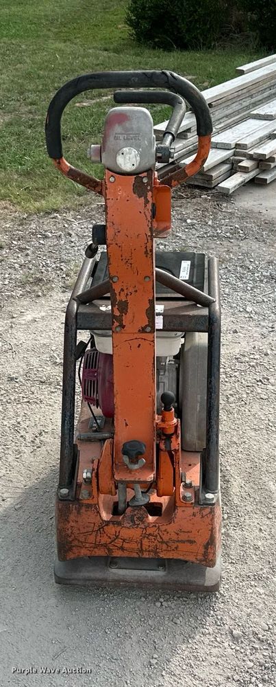 image for item ML9088 Mikasa  MVH-306GH plate compactor