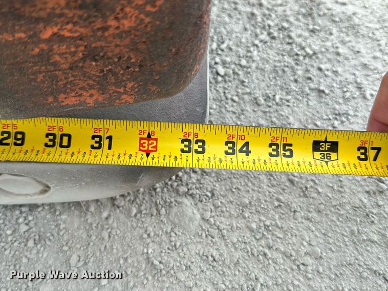 image for item ML9088 Mikasa  MVH-306GH plate compactor